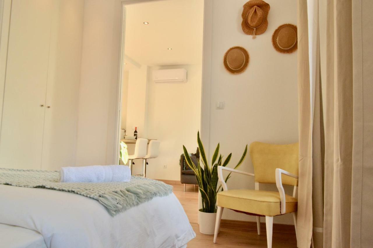 Hola Valencia - Holiday Apartments Kültér fotó