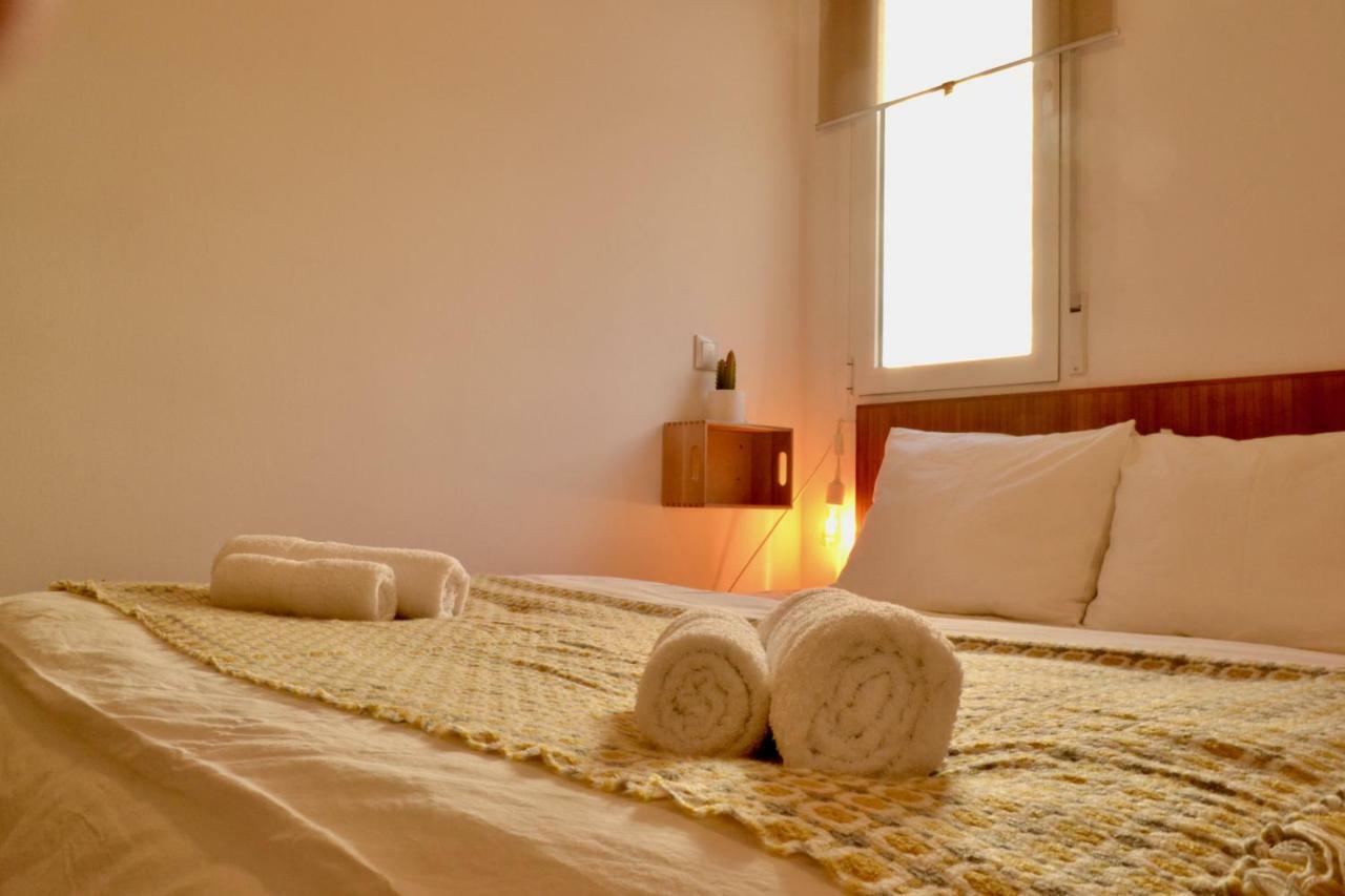 Hola Valencia - Holiday Apartments Kültér fotó